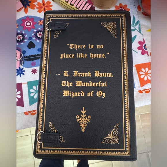 Wizard Of Oz book purse - Picture 3 of 3